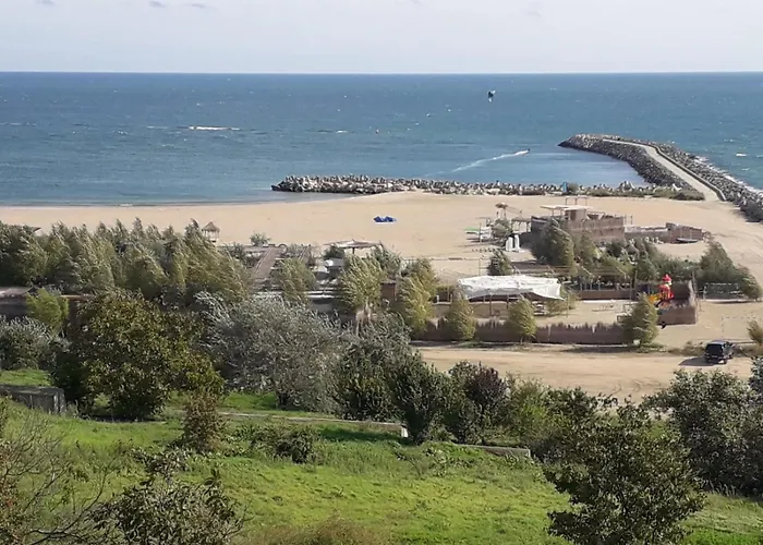 Budget 2br Near & Center Apartment Constanţa